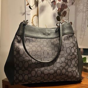 Coach 3-pocket Lexy shoulder bag